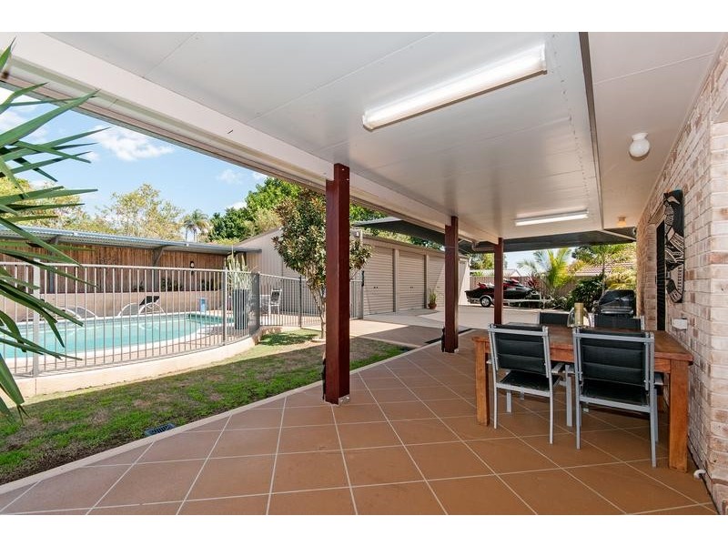 12 McQueen Court, Flinders View QLD 4305