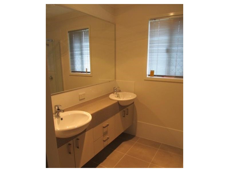 15A Elms Street, Bundamba QLD 4304