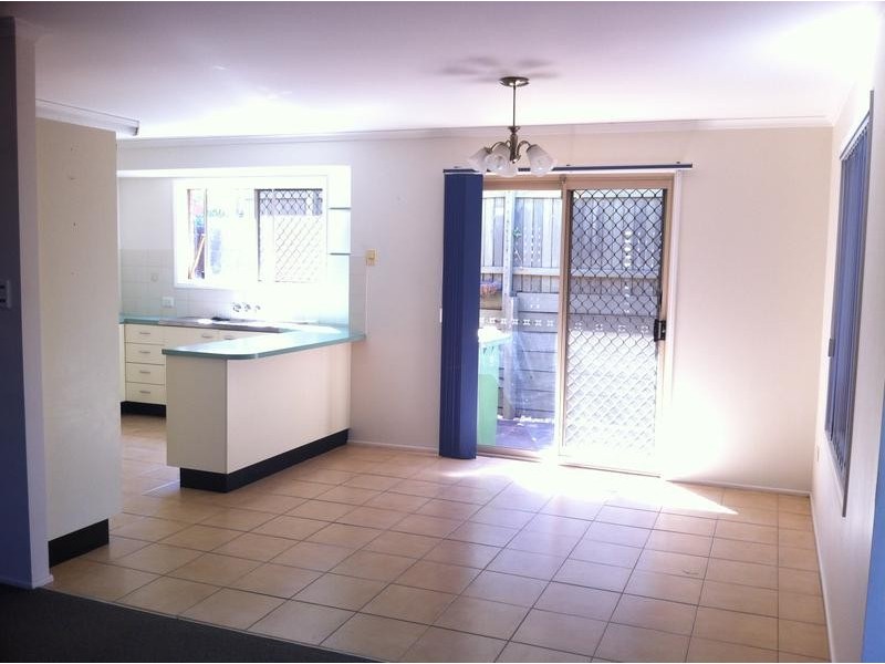 6 Currawong Street, Bundamba QLD 4304