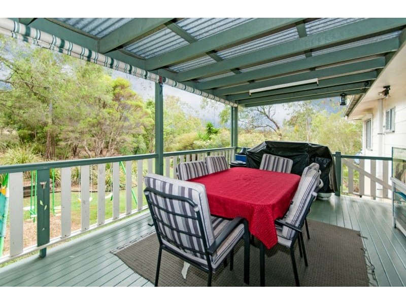 7 Oakhill Street, One Mile QLD 4305