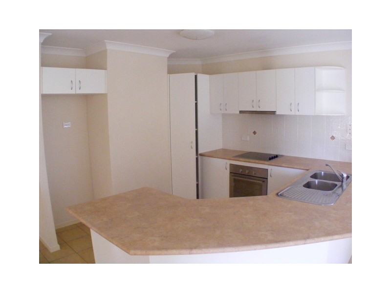 17 Tea Tree Place, Raceview QLD 4305