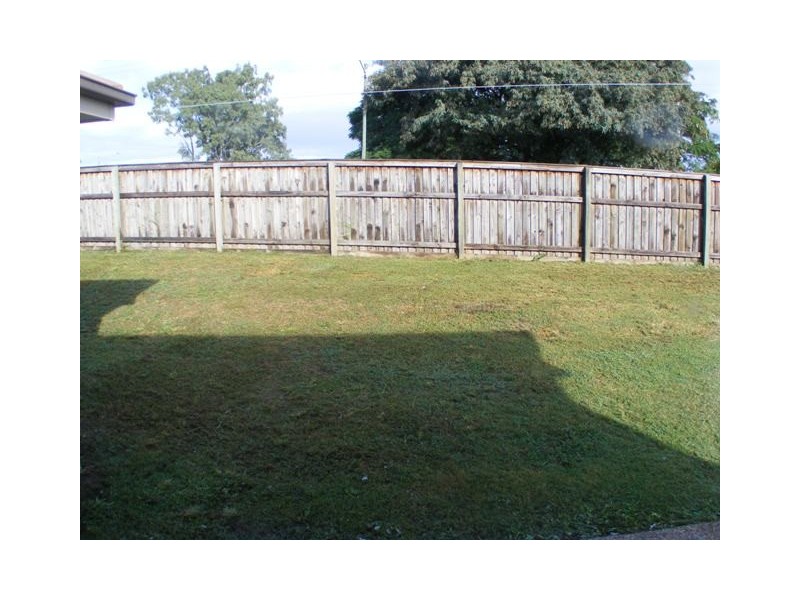 17 Tea Tree Place, Raceview QLD 4305