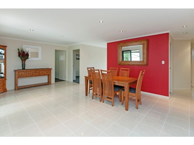 5 Shawfield Street, Willowbank QLD 4306