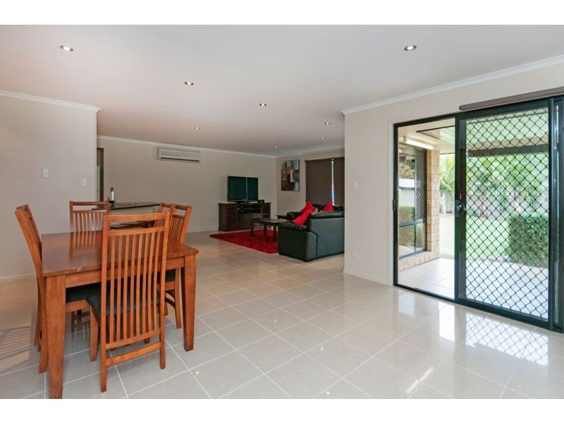5 Shawfield Street, Willowbank QLD 4306