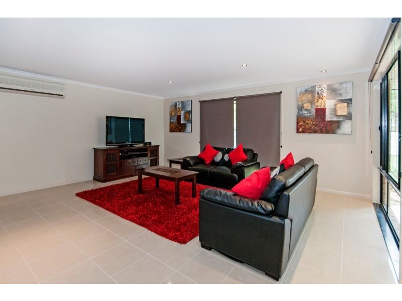 5 Shawfield Street, Willowbank QLD 4306