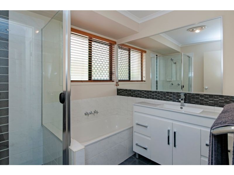 5 Shawfield Street, Willowbank QLD 4306
