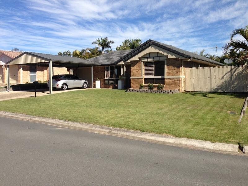 18 Tallowood Street, Yamanto QLD 4305