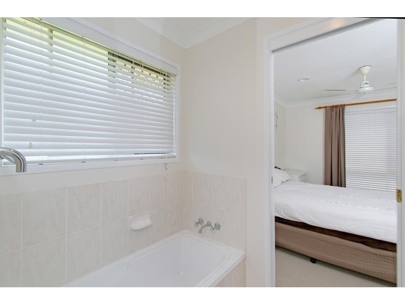 18 Tallowood Street, Yamanto QLD 4305