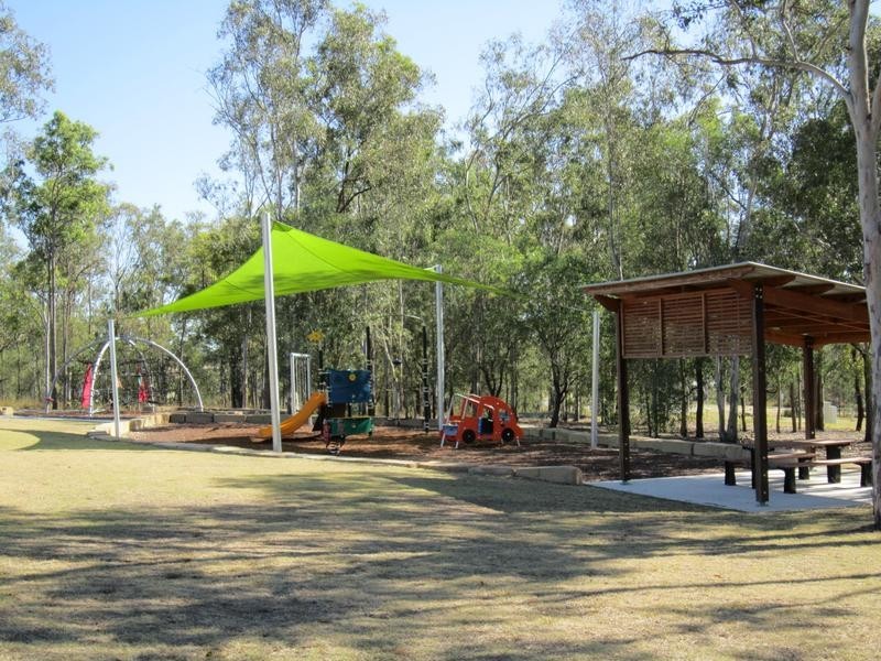 6 Glasswing Street, Deebing Heights QLD 4306