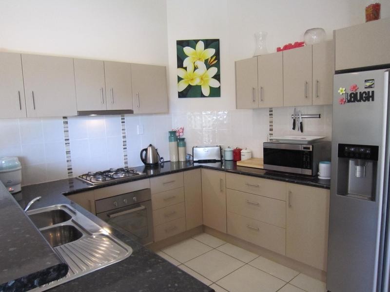 27 Benjamin Court, Yamanto QLD 4305