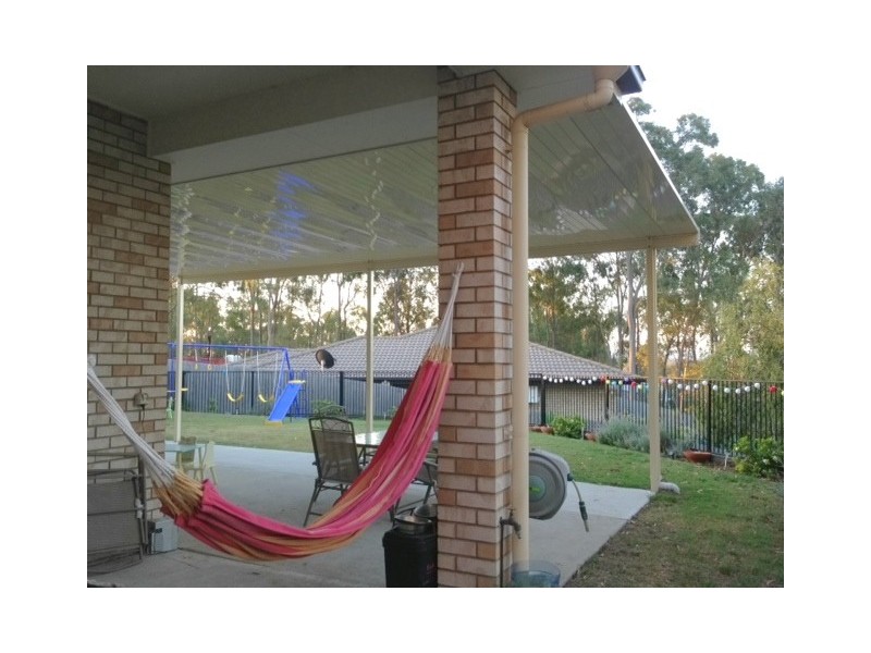 27 Benjamin Court, Yamanto QLD 4305