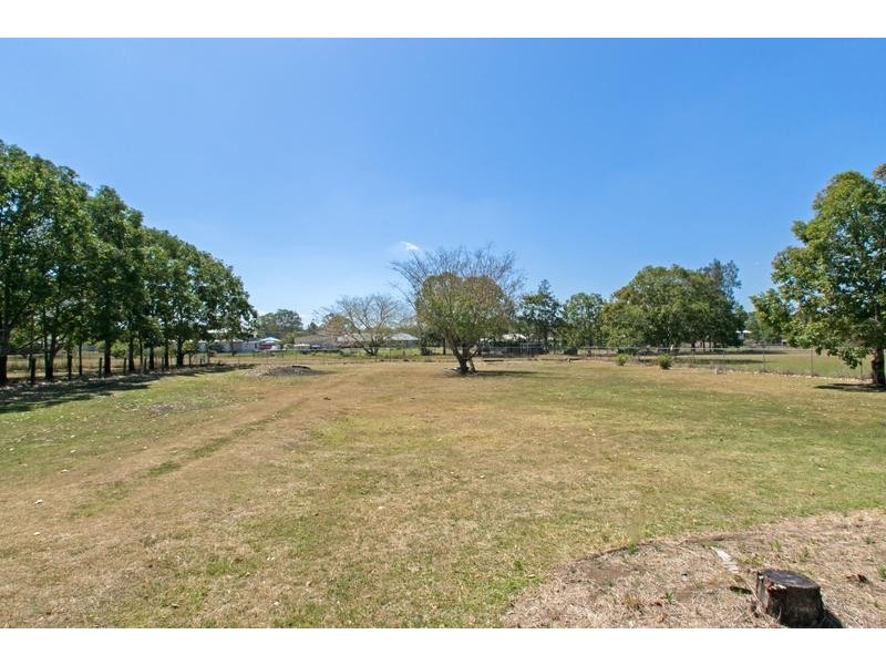 33 Thagoona-Haigslea Road, Thagoona QLD 4306