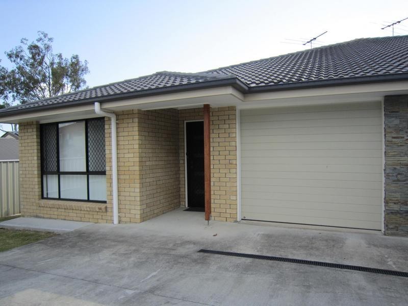 2/5 Lagoona Court, Churchill QLD 4305