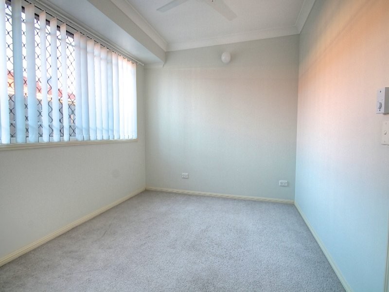 1 Jonquil Circuit, Flinders View QLD 4305