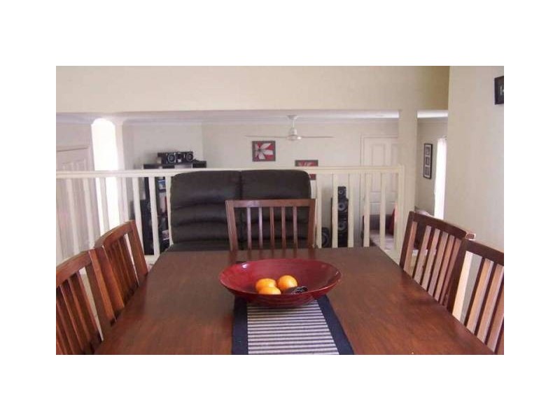 16 Creekside Drive, Springfield Lakes QLD 4300