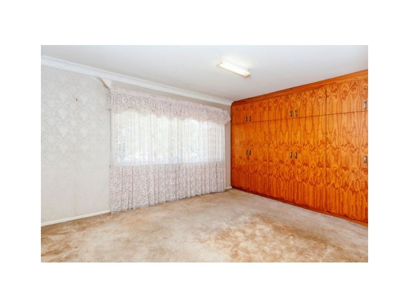 14A Dudleigh Street, Booval QLD 4304