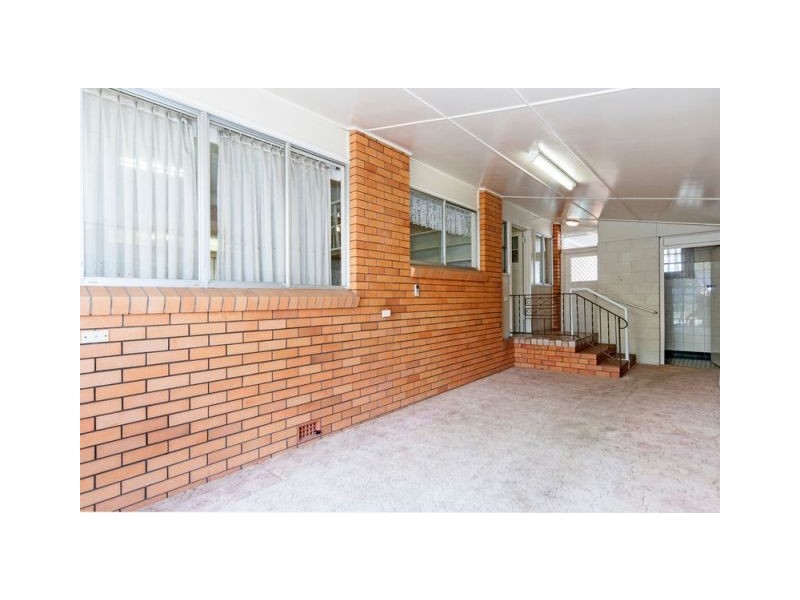 14A Dudleigh Street, Booval QLD 4304