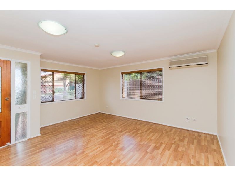 32 Rapur Street, Raceview QLD 4305