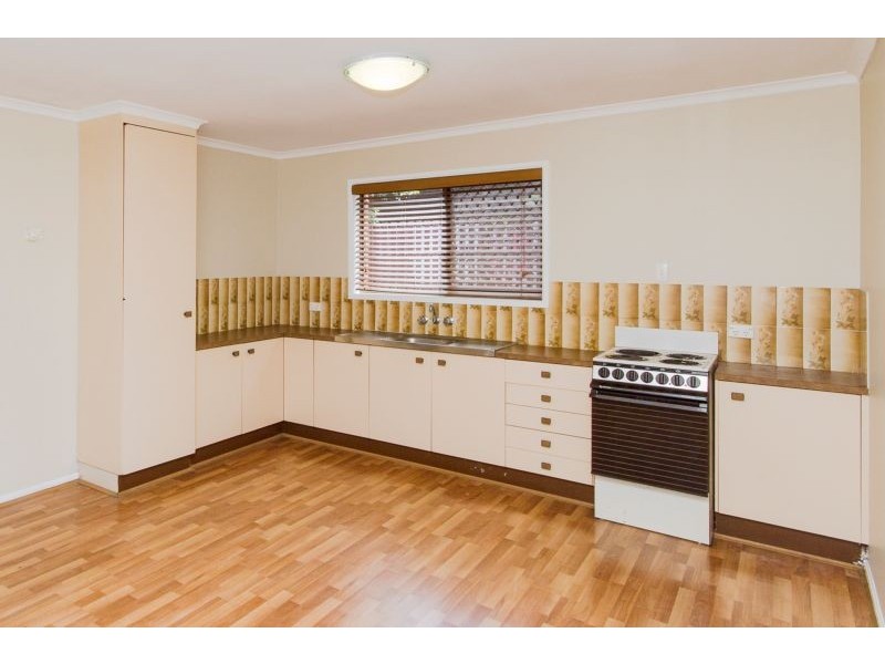 32 Rapur Street, Raceview QLD 4305