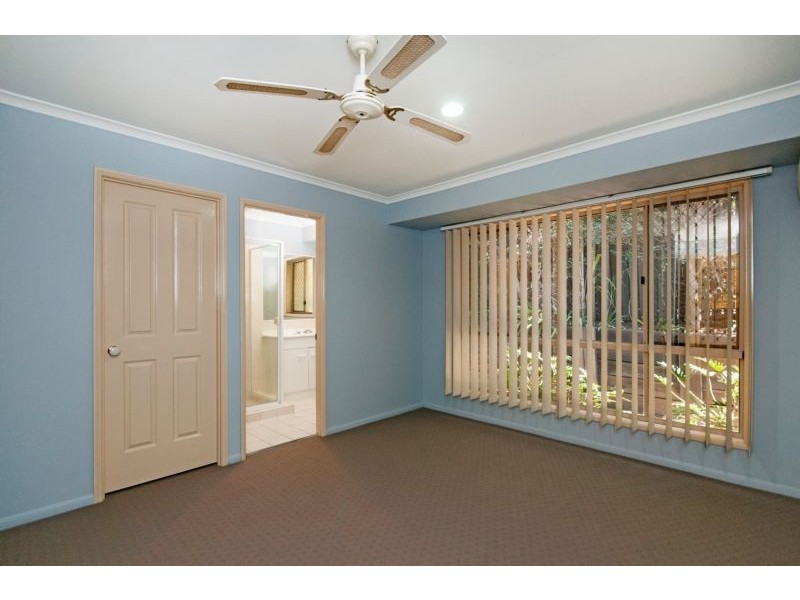 7 Rangeview Drive, Flinders View QLD 4305