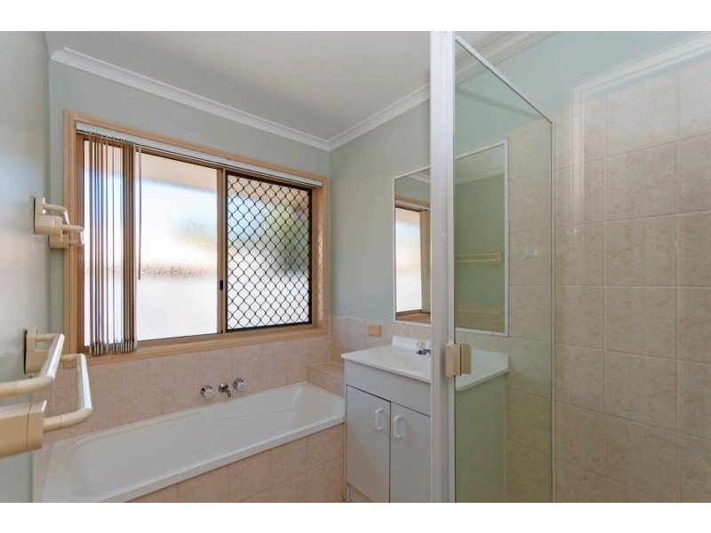 7 Rangeview Drive, Flinders View QLD 4305