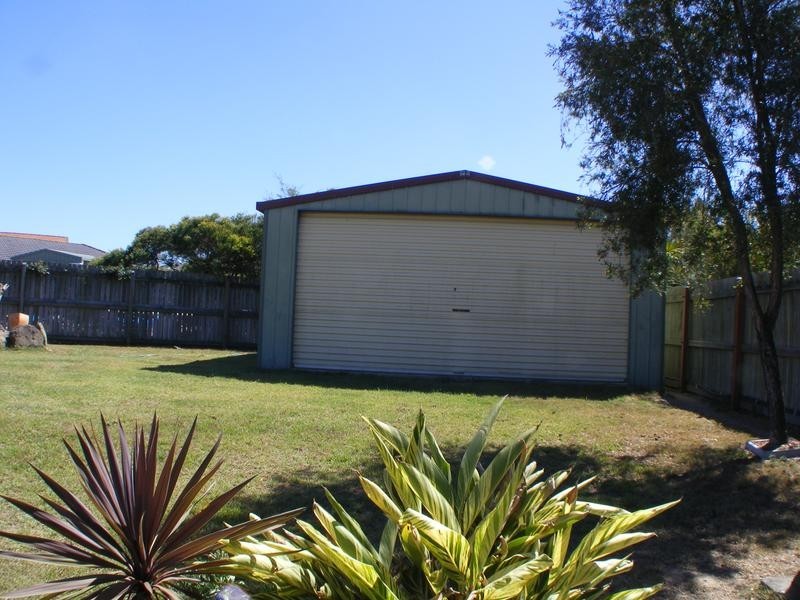 9 Oriole Close, Flinders View QLD 4305