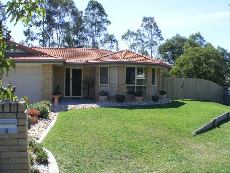 4 Flametree Close, Flinders View QLD 4305