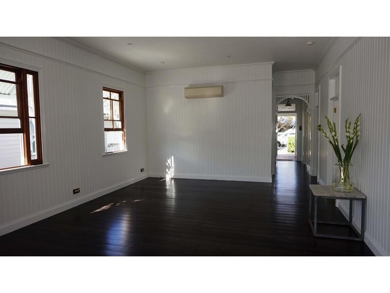 24 Accession Street, Bardon QLD 4065