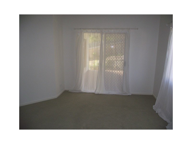 9 Ogilvie Street, Bundamba QLD 4304