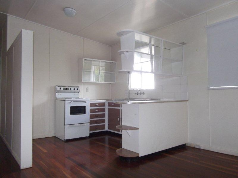 11 Ashgrove Street, Coalfalls QLD 4305