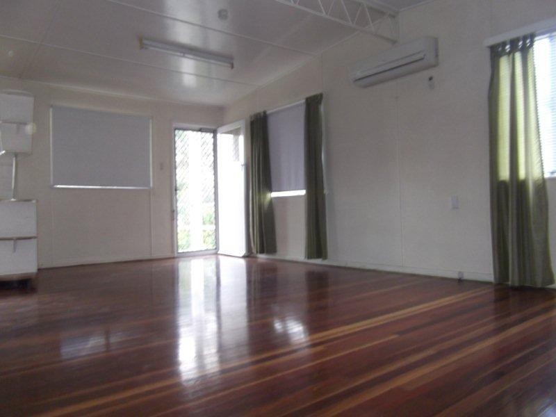 11 Ashgrove Street, Coalfalls QLD 4305