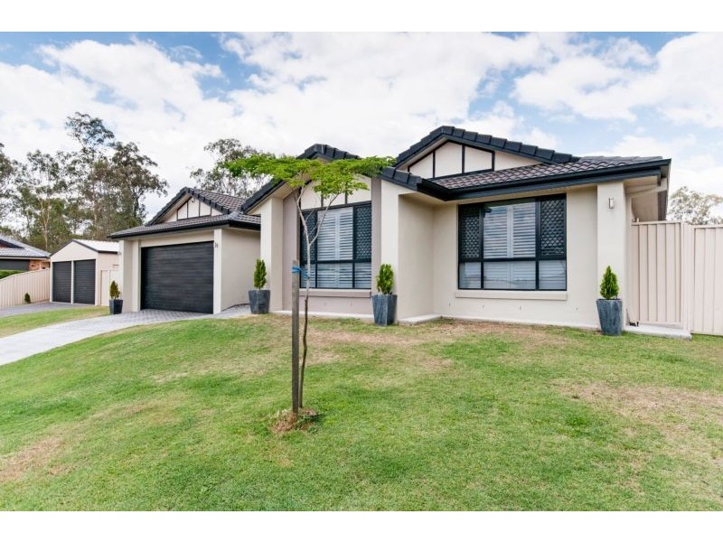 1 Yellowstone Court, Flinders View QLD 4305
