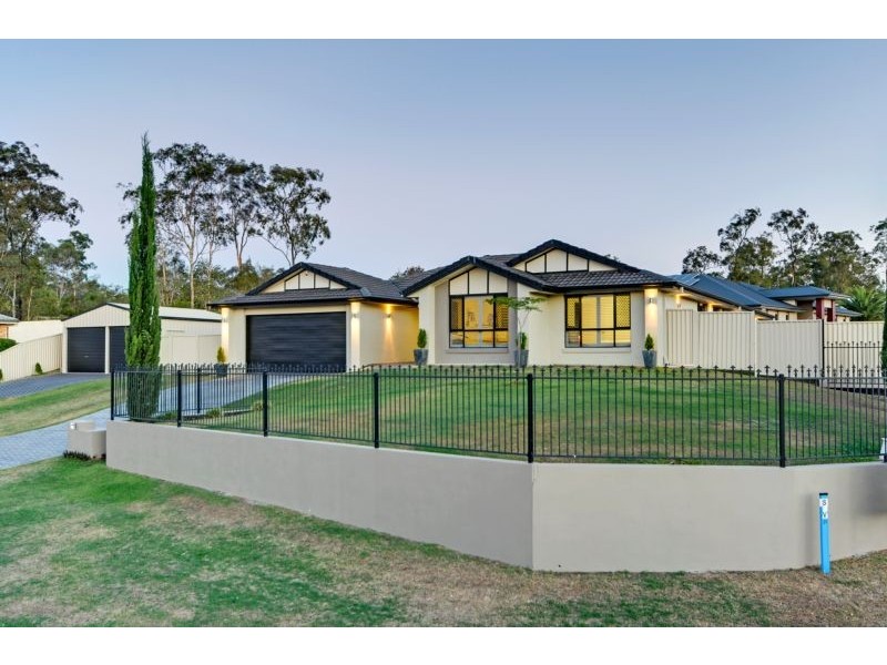 1 Yellowstone Court, Flinders View QLD 4305