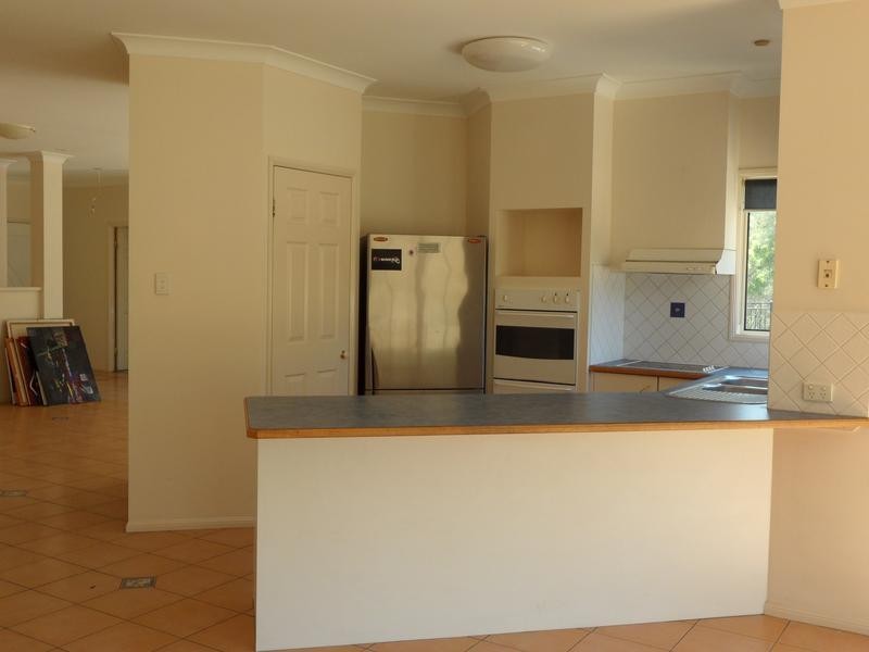 5 Kelso Close, Yamanto QLD 4305