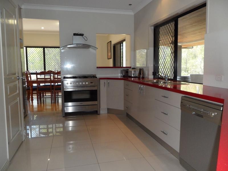 21 Kelso Close, Yamanto QLD 4305