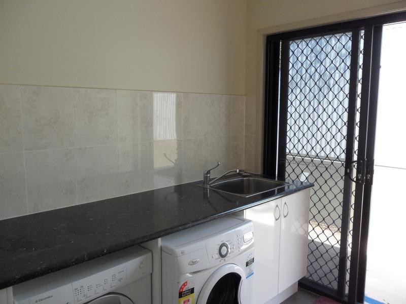 21 Kelso Close, Yamanto QLD 4305
