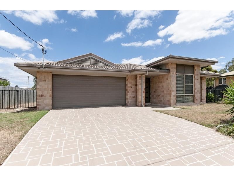 36 Tristania Street, Yamanto QLD 4305