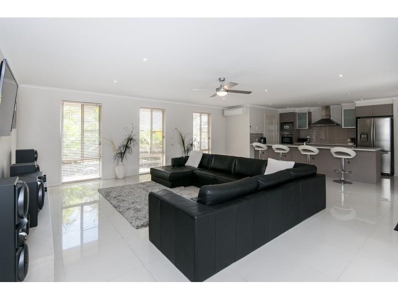 36 Tristania Street, Yamanto QLD 4305