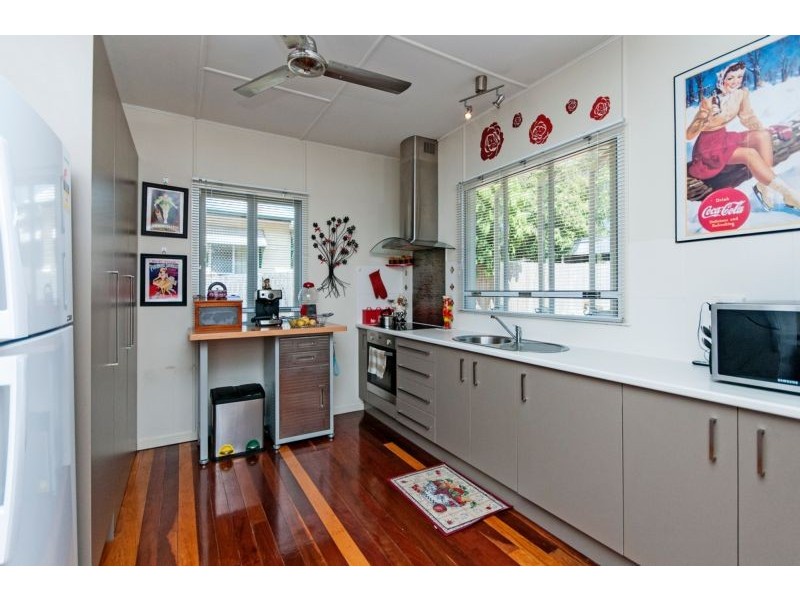 16 Wyman Street, Brassall QLD 4305