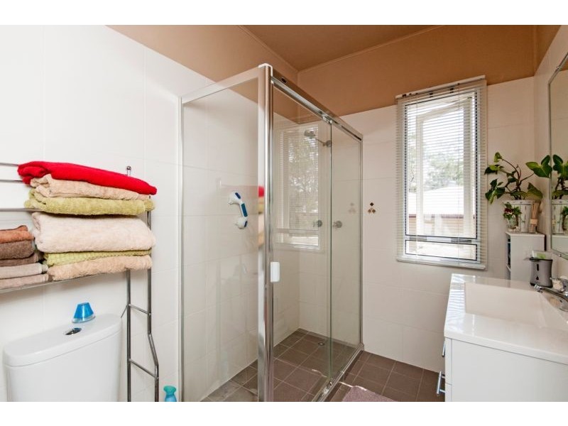 16 Wyman Street, Brassall QLD 4305