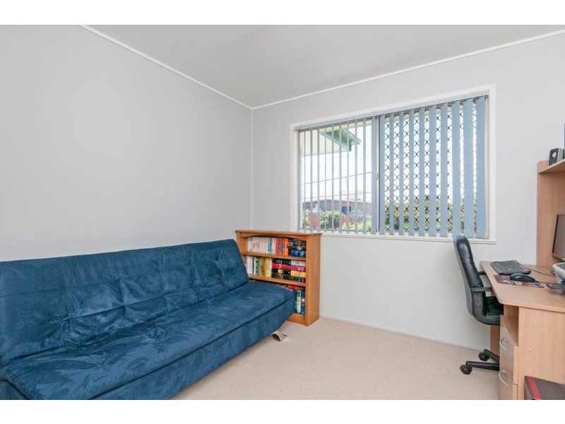 17 Wildey Street, Raceview QLD 4305