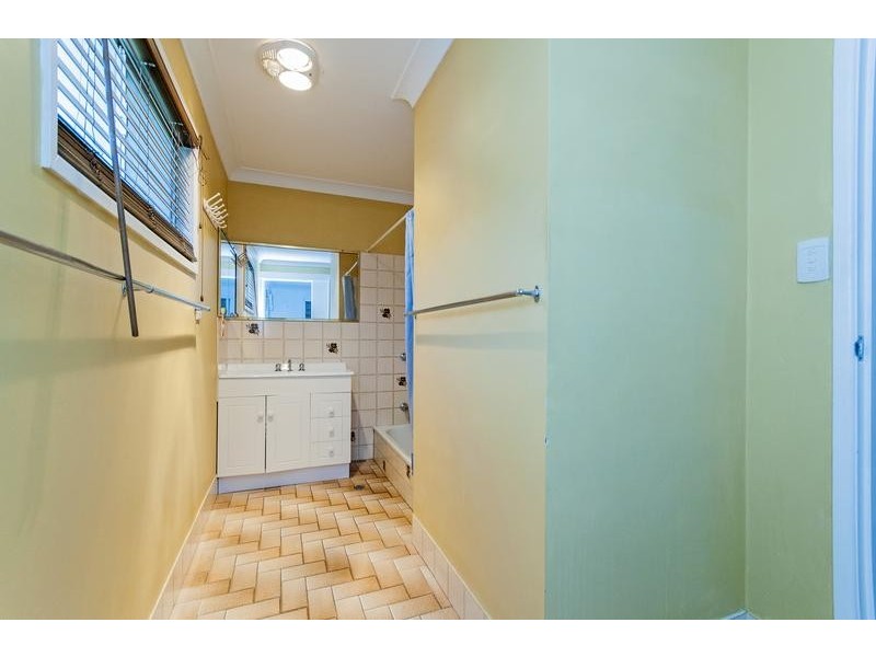 38 Barkell Street, North Ipswich QLD 4305