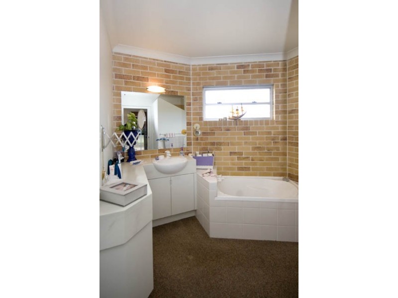 54 Settler Way, Karalee QLD 4306