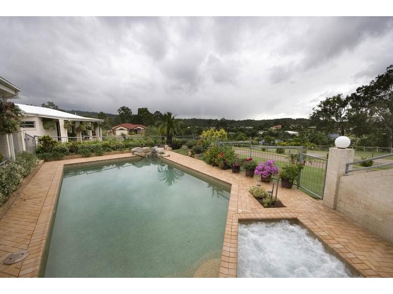 54 Settler Way, Karalee QLD 4306