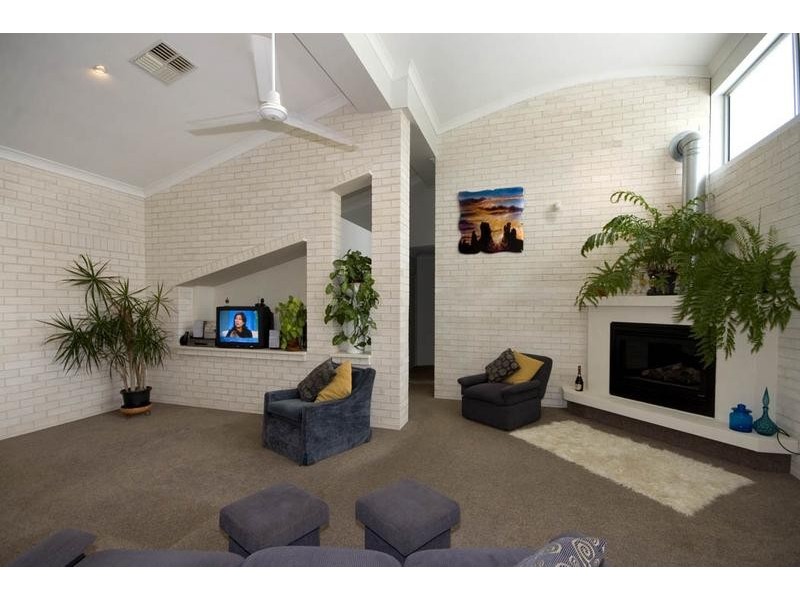 54 Settler Way, Karalee QLD 4306