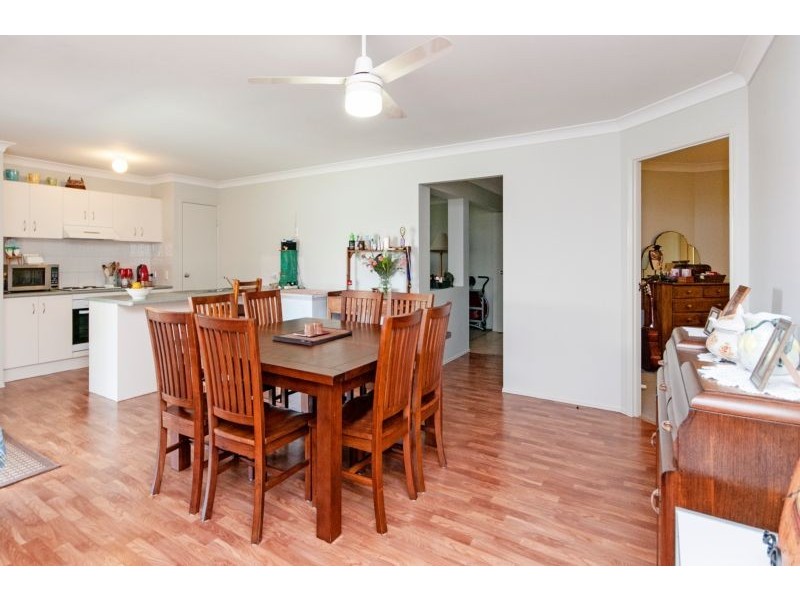 38 Wattle Crescent, Raceview QLD 4305