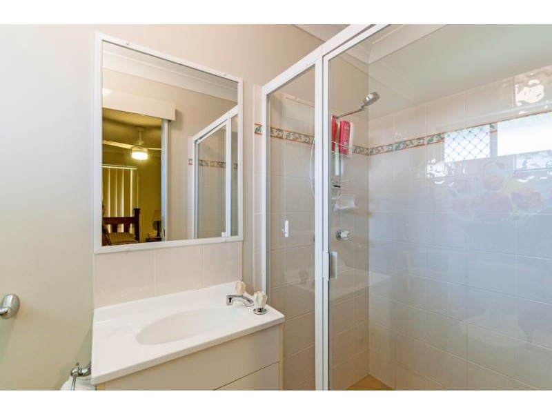 38 Wattle Crescent, Raceview QLD 4305