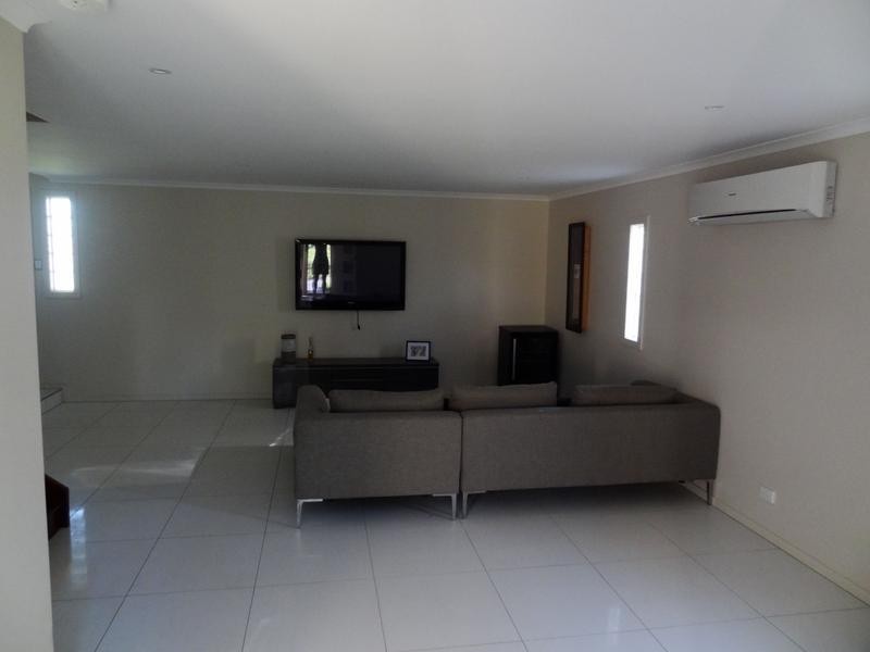 160 Moores Pocket Road, Moores Pocket QLD 4305