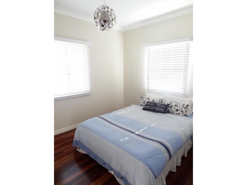 160 Moores Pocket Road, Moores Pocket QLD 4305