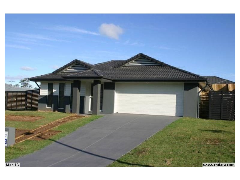 12 Burns Circuit, Augustine Heights QLD 4300